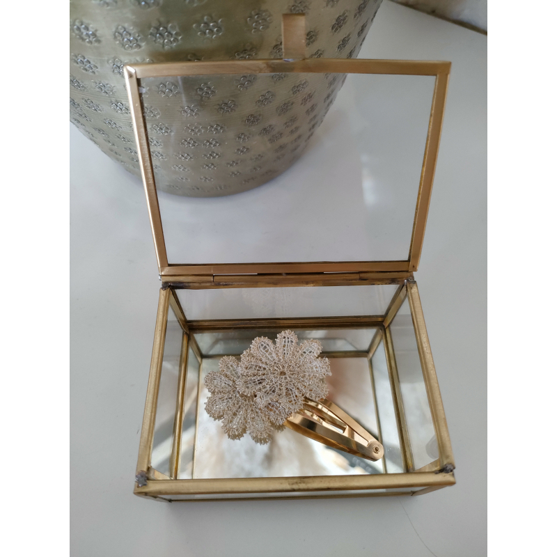 L'ENFANT FLEURI | HAARSPELD YARA