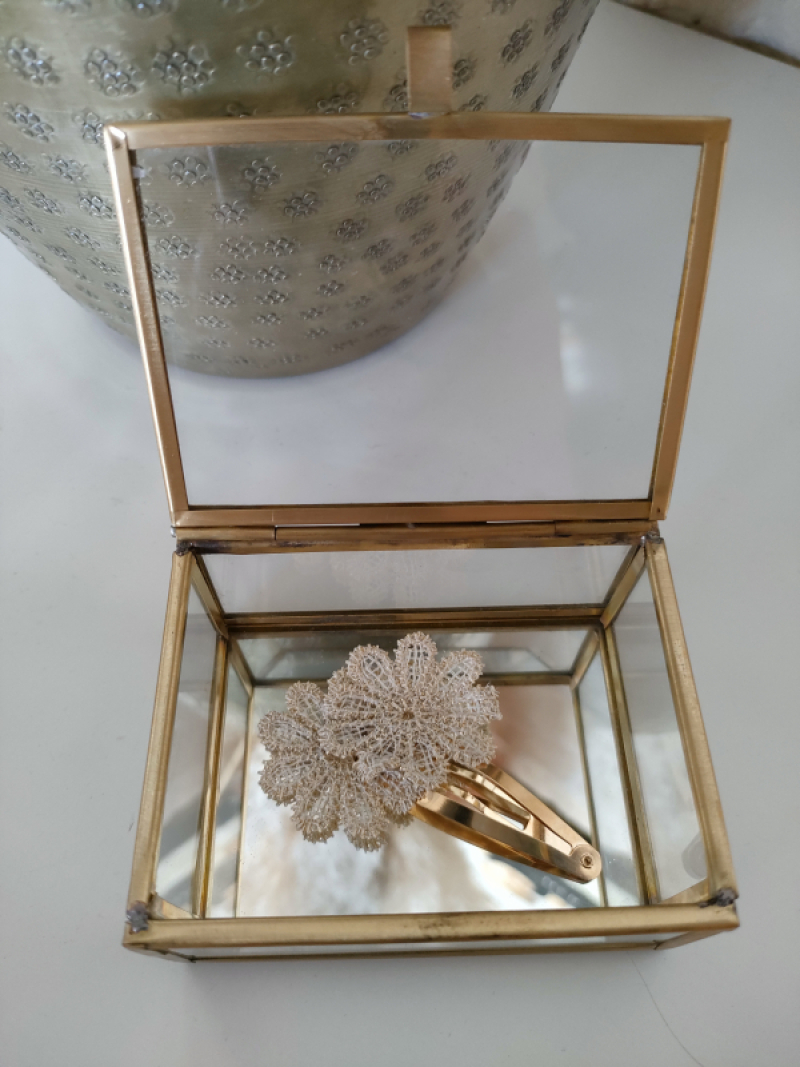 L'ENFANT FLEURI | HAARSPELD YARA