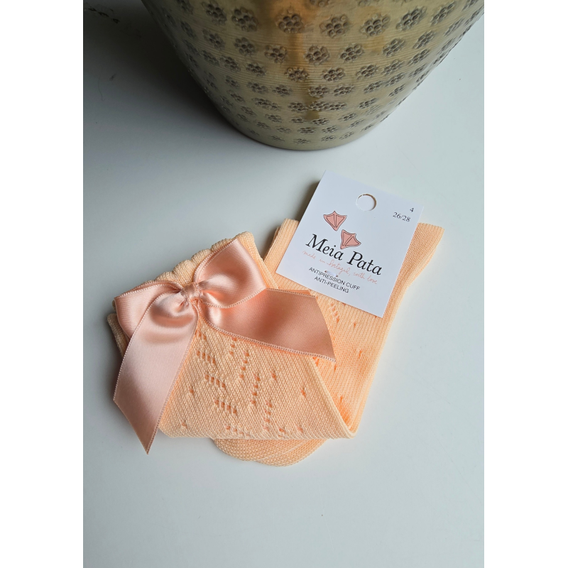 MEIA PATA  | kniekousjes met satijnen strik peach