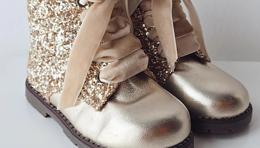 SCHOENTJES & SANDAALTJES 